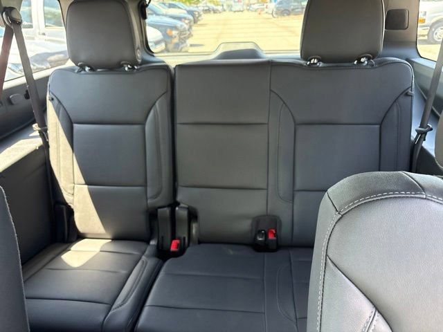 New 2026 Chevrolet Suburban Z71 w/ Comfort Package AWD/4WD image 48