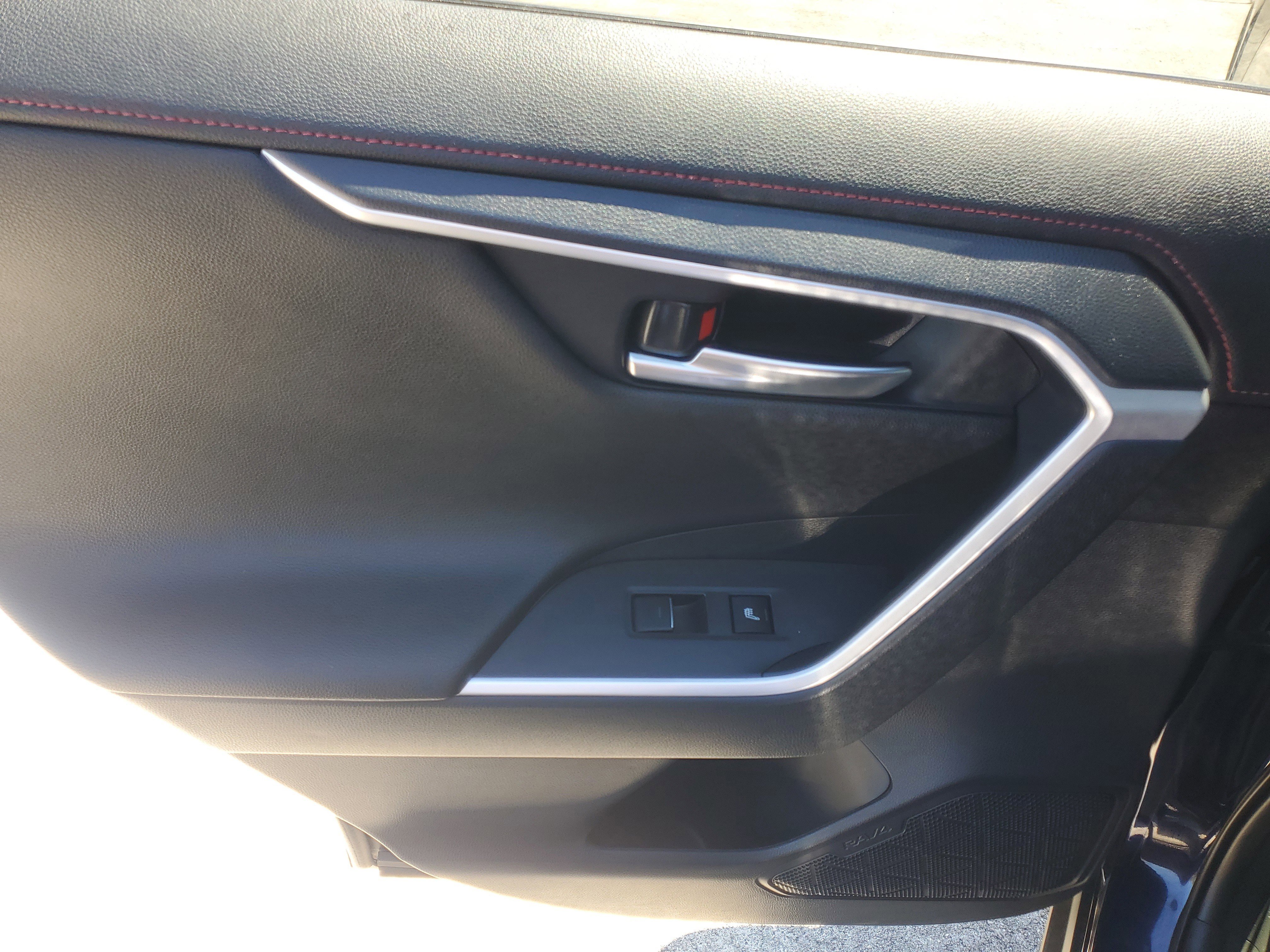 Certified 2025 Toyota RAV4 XSE w/ Weather Package image 16