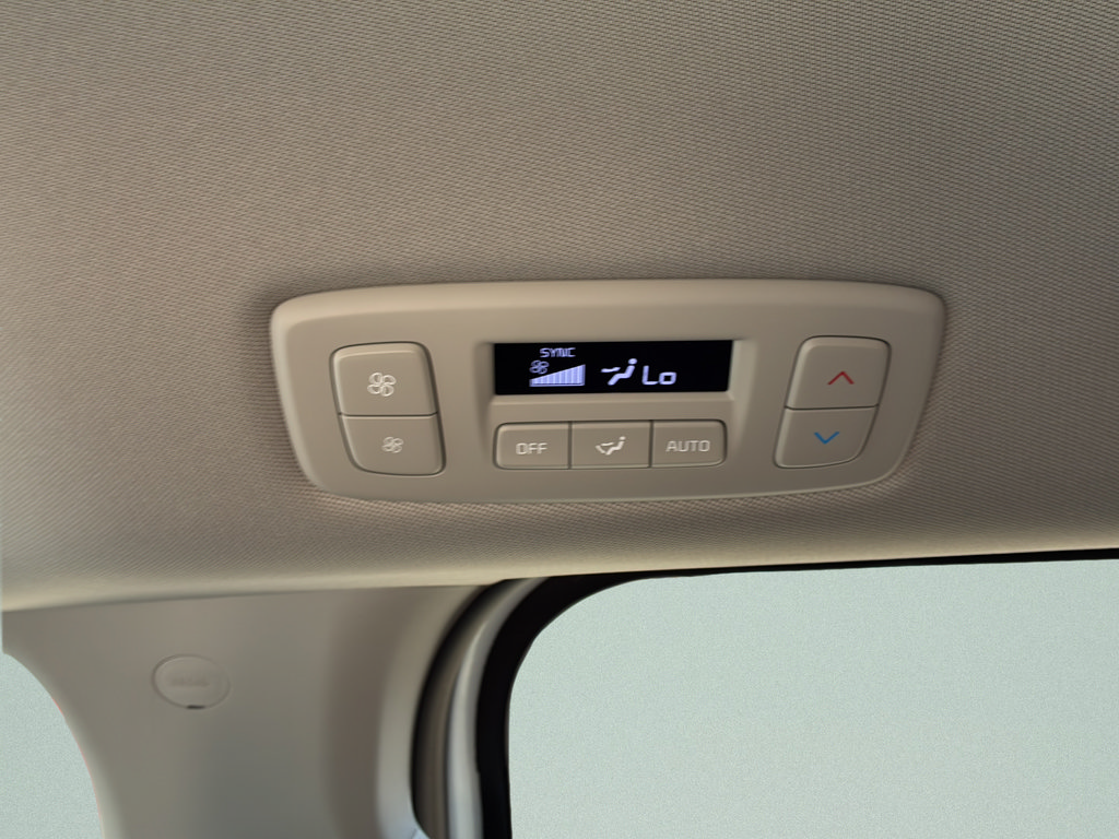 New 2026 Kia Carnival LX FWD image 25
