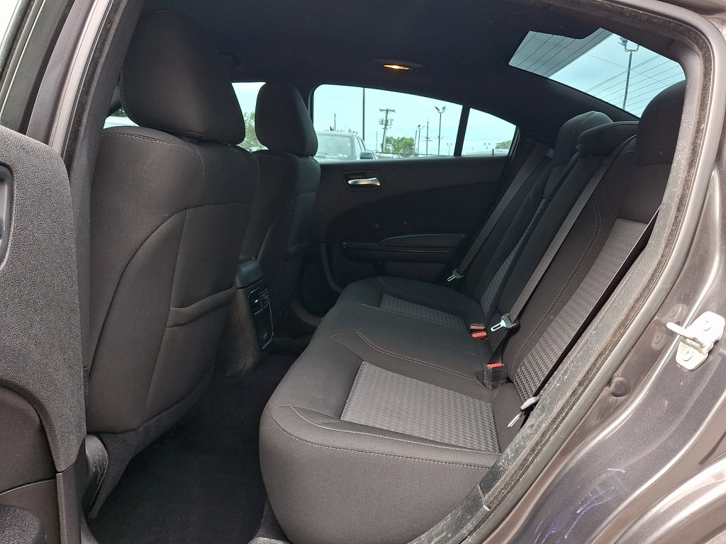 Used 2022 Dodge Charger SXT w/ Blacktop Package RWD image 19
