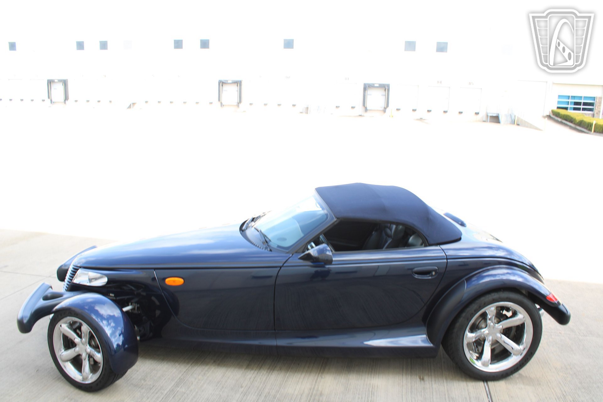 Used 2001 Chrysler Prowler RWD image 23
