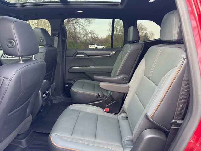 Used 2024 GMC Acadia AT4 w/ Luxury Package AWD/4WD image 15
