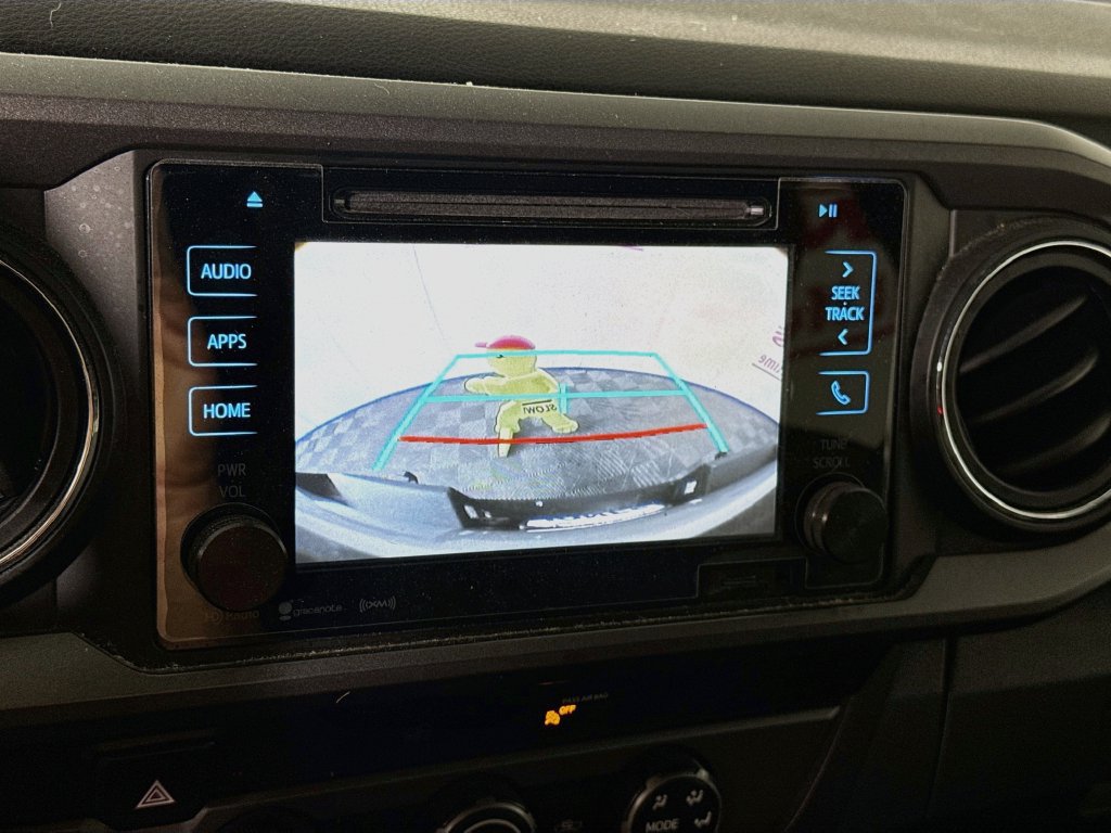 Used 2019 Toyota Tacoma TRD Off-Road AWD/4WD image 5