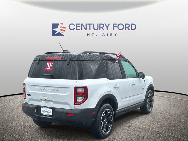 Used 2025 Ford Bronco Sport Outer Banks w/ Outer Banks Tech Package+ AWD/4WD image 3