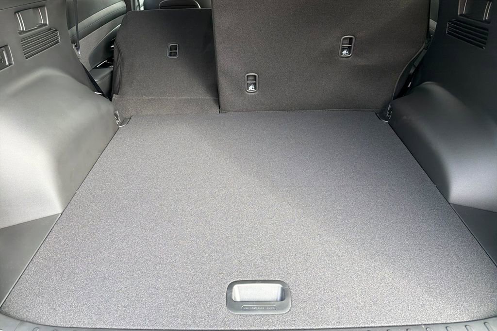 New 2026 Hyundai Tucson Limited image 13