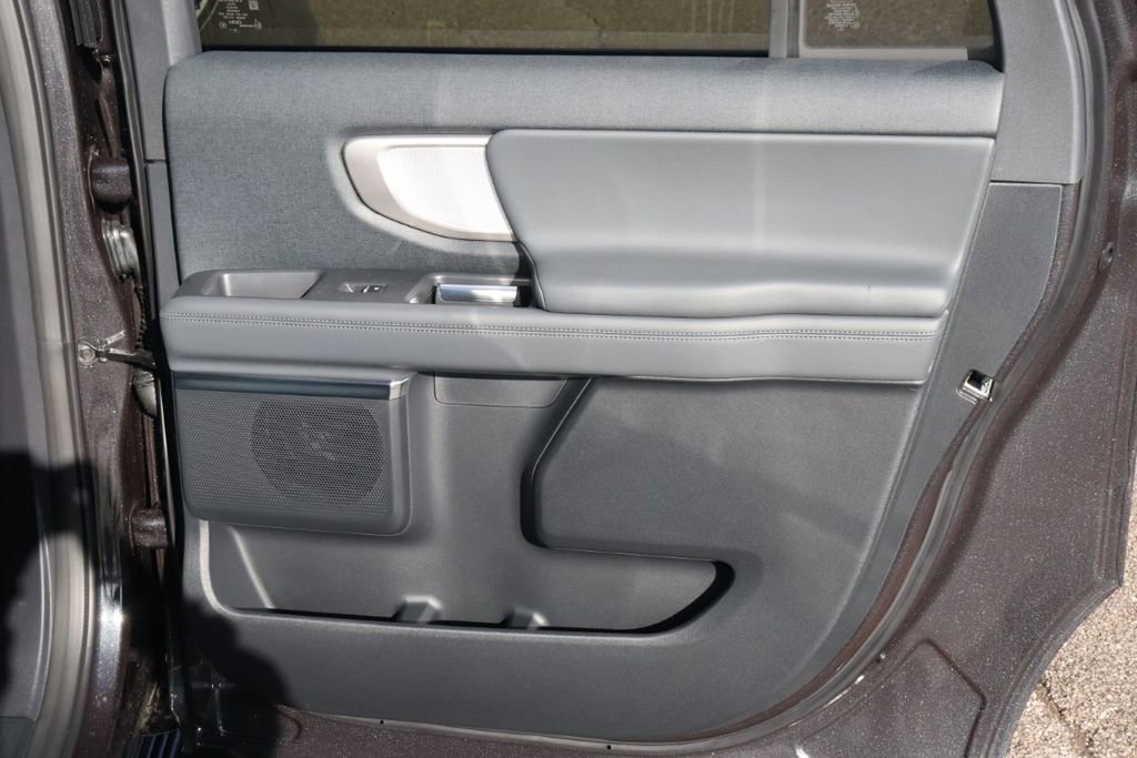 New 2026 Ford Expedition Max Active image 40