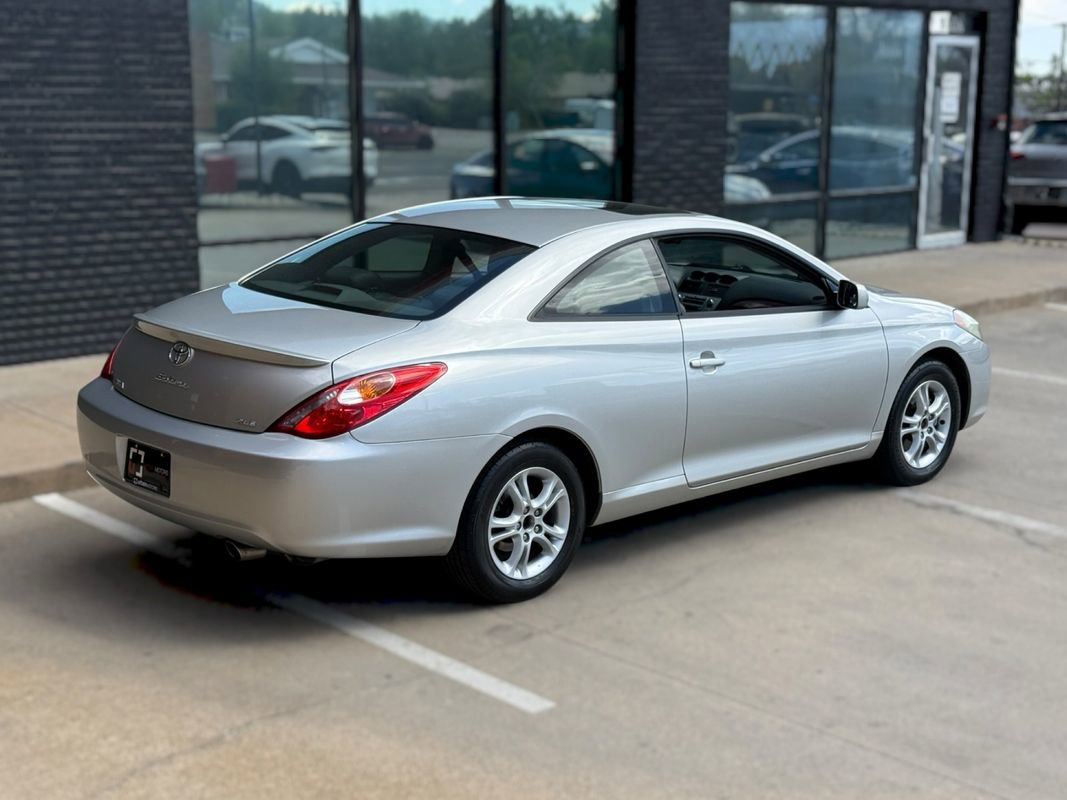 Used 2004 Toyota Solara SE FWD image 9