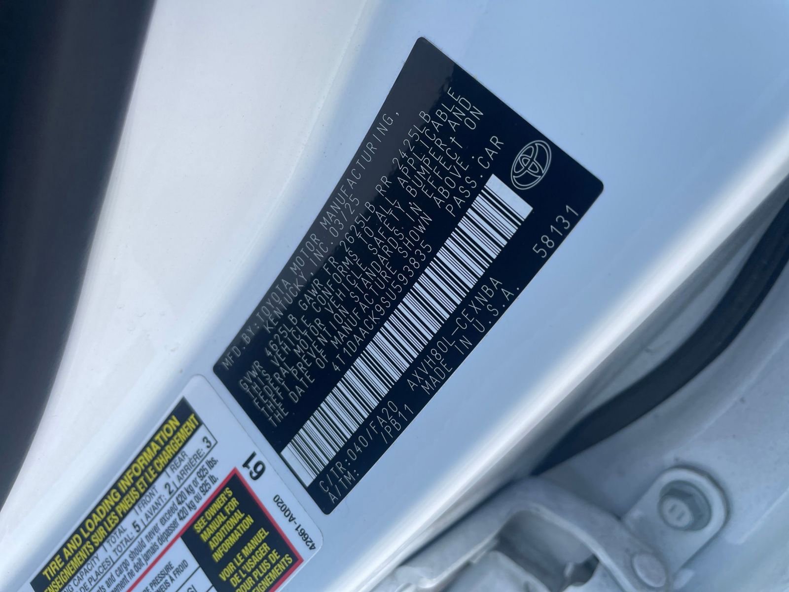 Used 2025 Toyota Camry LE image 29