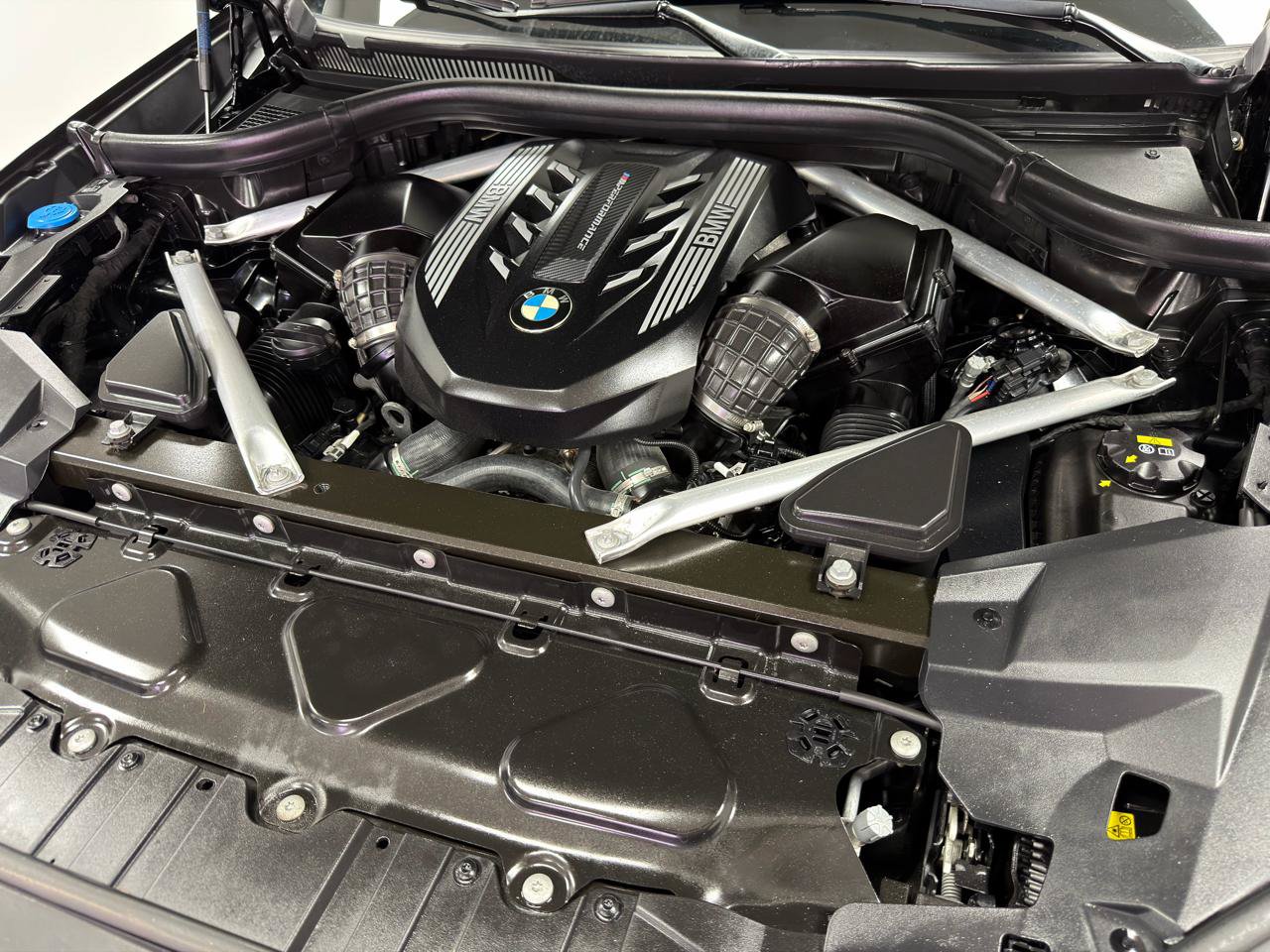 Used 2021 BMW X5 M50i w/ Executive Package AWD/4WD image 36