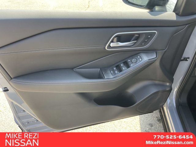 New 2026 Nissan Rogue Platinum w/ Platinum Premium Package AWD/4WD image 12