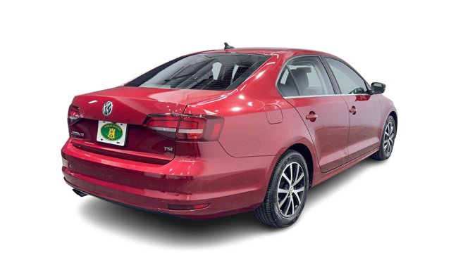 Used 2018 Volkswagen Jetta SE image 2