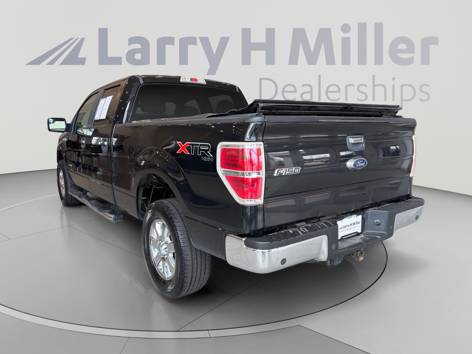 Used 2013 Ford F150 XLT w/ Luxury Equipment Group AWD/4WD image 3