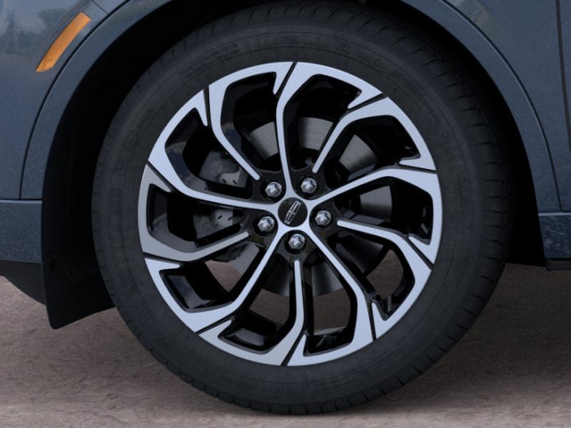 New 2026 Lincoln Nautilus Reserve AWD/4WD image 19