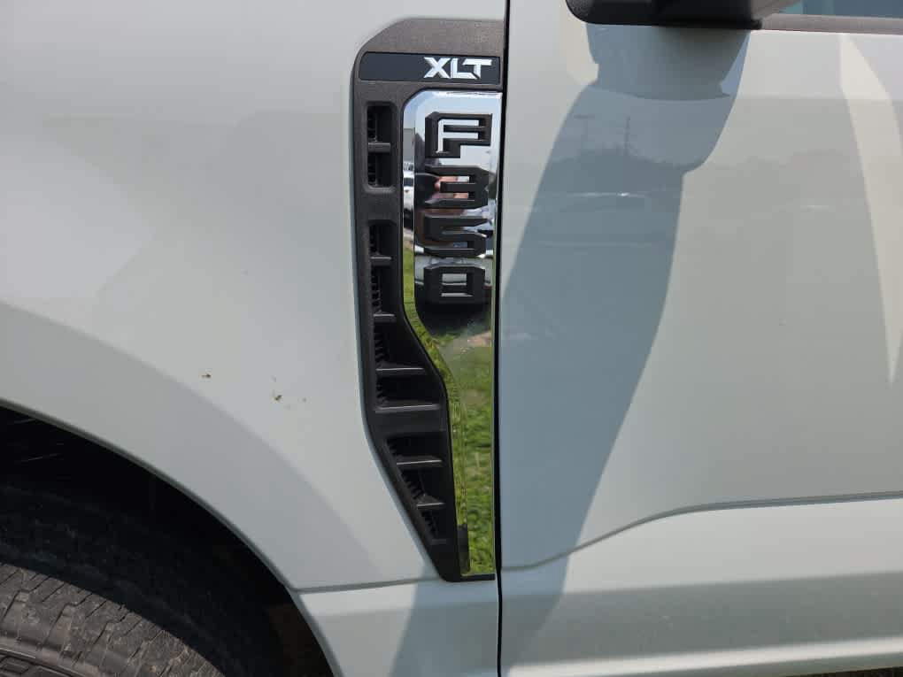 New 2026 Ford F350 XLT AWD/4WD image 20