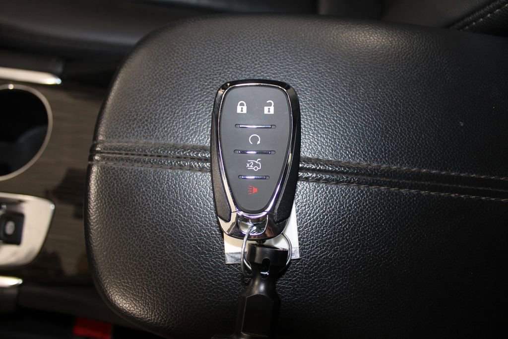 Used 2023 Chevrolet Malibu LT image 55