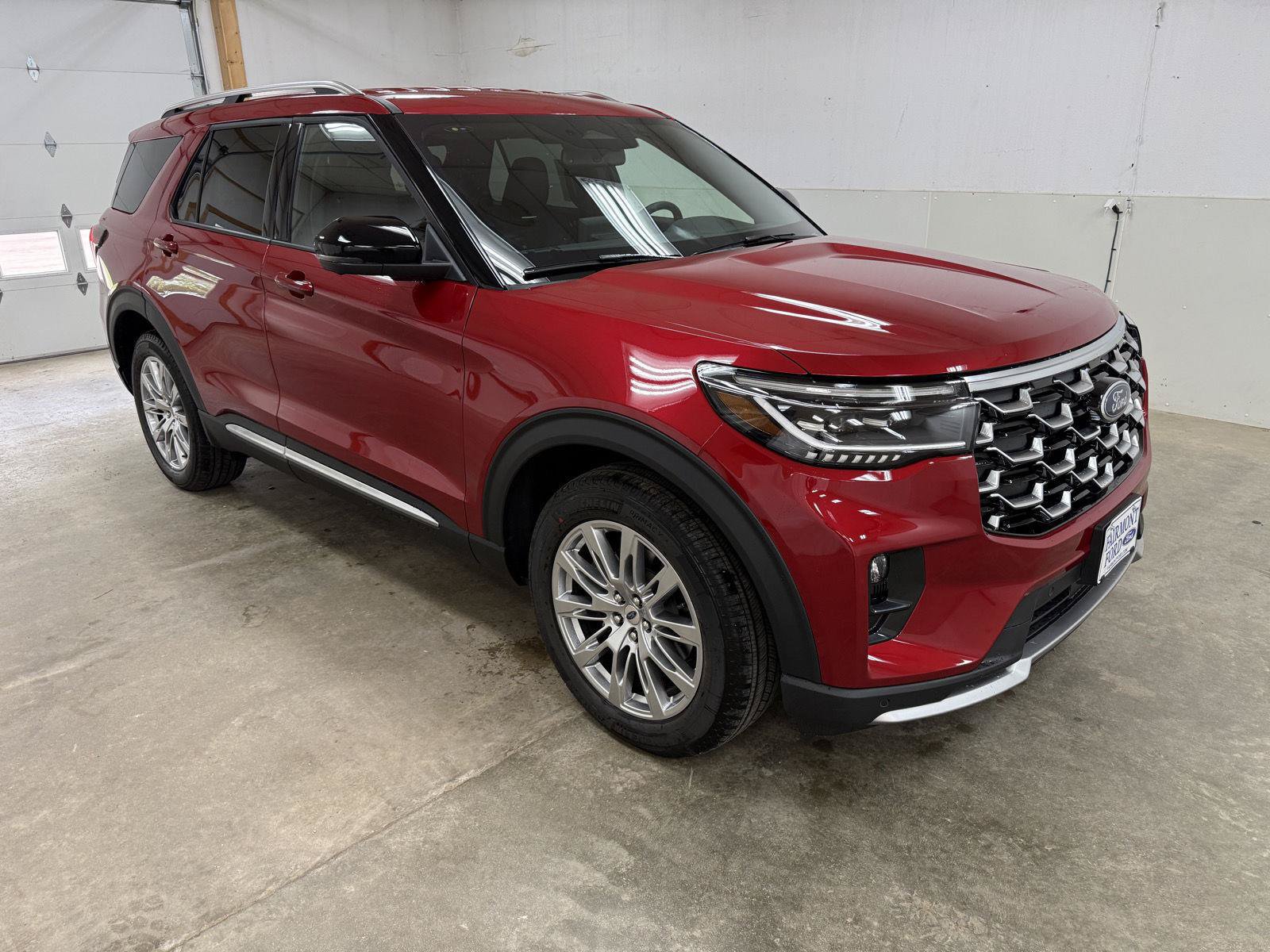 New 2026 Ford Explorer Platinum AWD/4WD image 2
