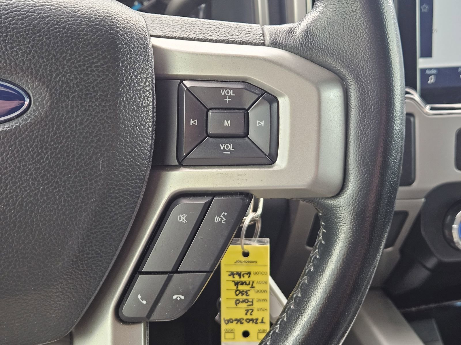 Used 2022 Ford F350 Lariat w/ Chrome Package image 27