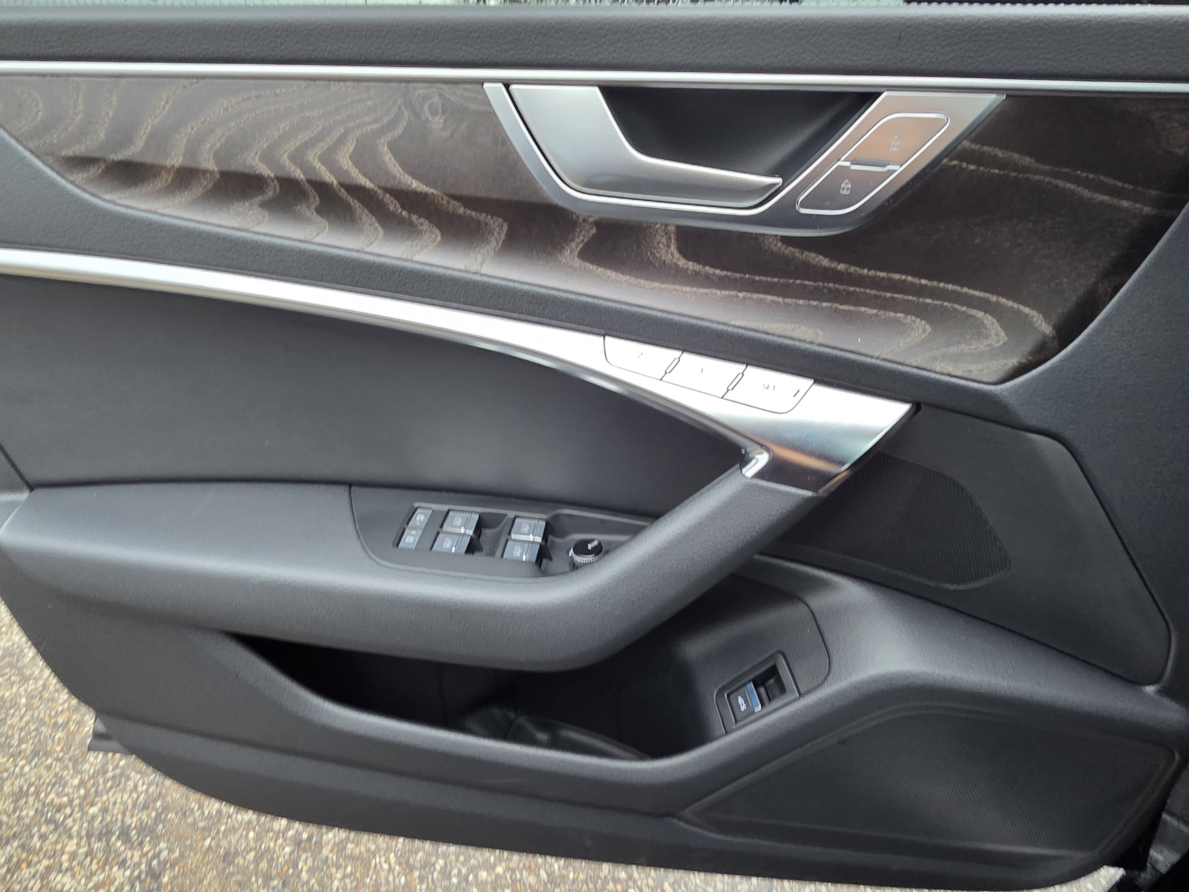 Used 2023 Audi A7 3.0T Premium w/ Convenience Package image 9