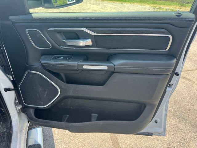 Used 2023 RAM 1500 Laramie AWD/4WD image 13