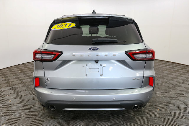Used 2024 Ford Escape ST-Line w/ Tech Pack #1 AWD/4WD image 9