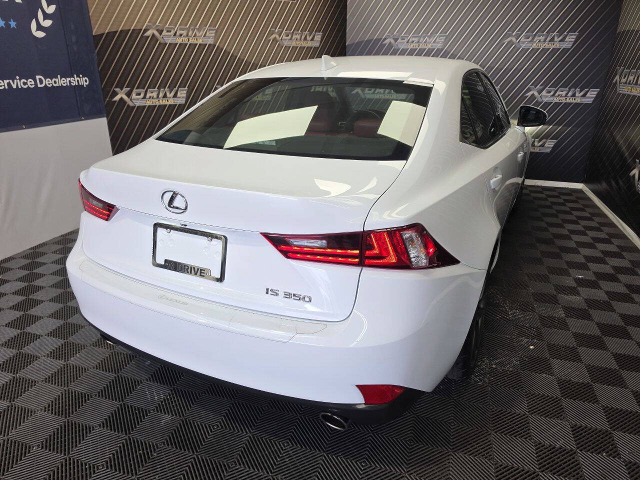 Used 2014 Lexus IS 350 w/ F Sport Package RWD image 13