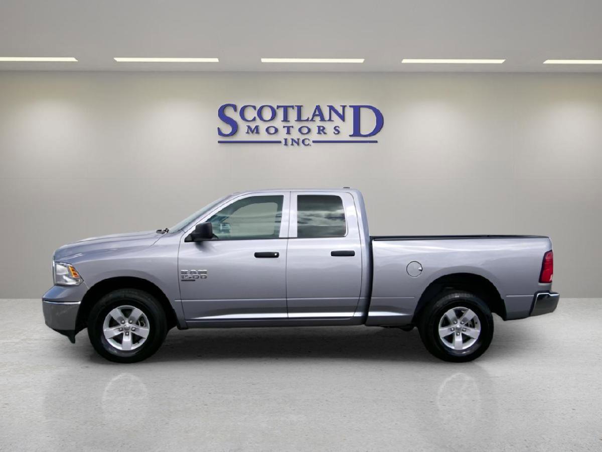Used 2024 RAM 1500 Classic SLT AWD/4WD image 1