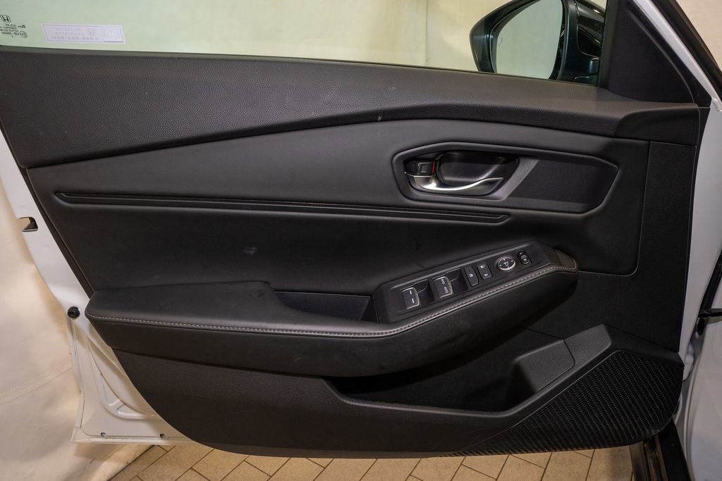 Used 2023 Honda Accord Sport image 11