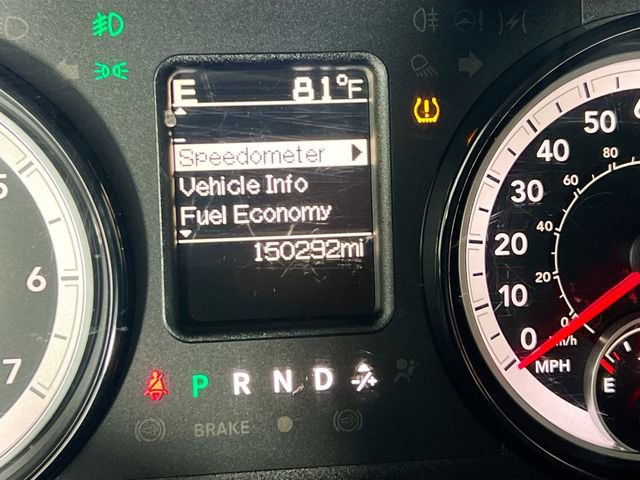 Used 2018 RAM 1500 Express w/ Express Value Package AWD/4WD image 3