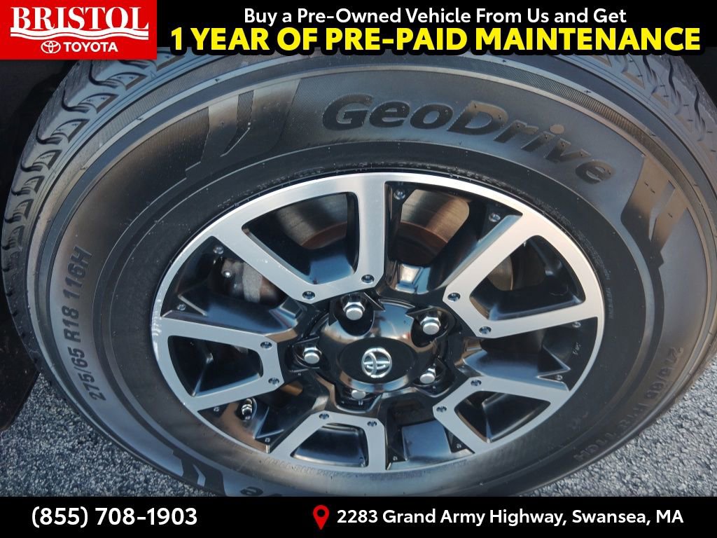 Used 2018 Toyota Tundra SR5 w/ TRD Off Road Package AWD/4WD image 12