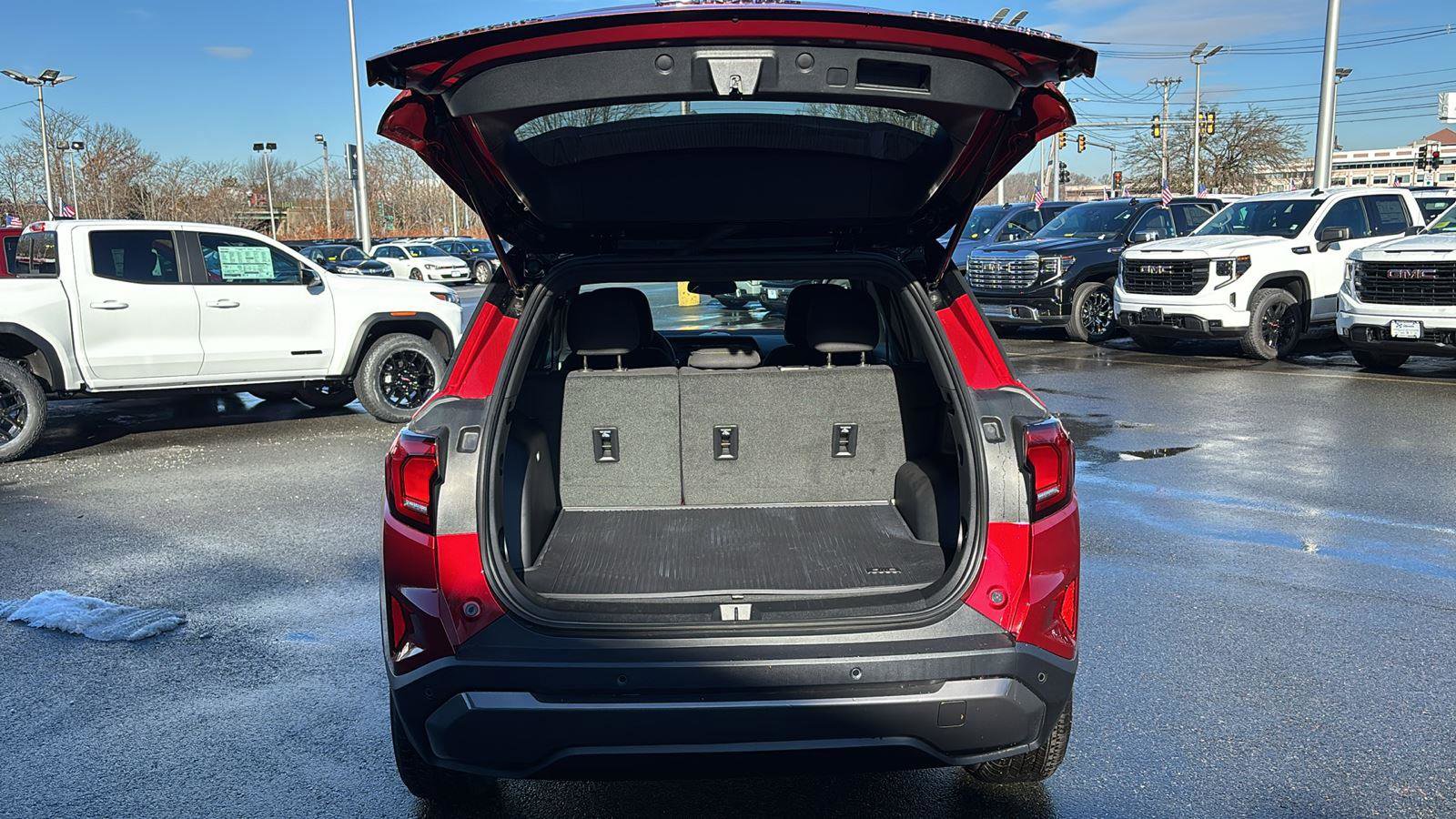 New 2026 GMC Terrain Elevation w/ LPO, Floor Liner Package image 31