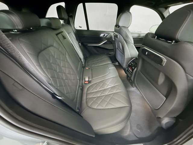 Used 2024 BMW X5 xDrive40i w/ M Sport Package image 28