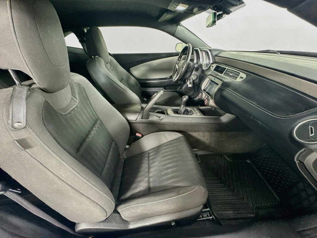 Used 2014 Chevrolet Camaro LS RWD image 30