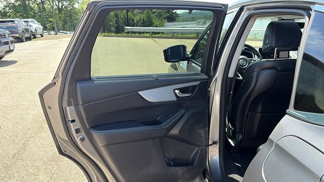 Used 2023 Acura MDX SH-AWD w/ Technology Package image 23