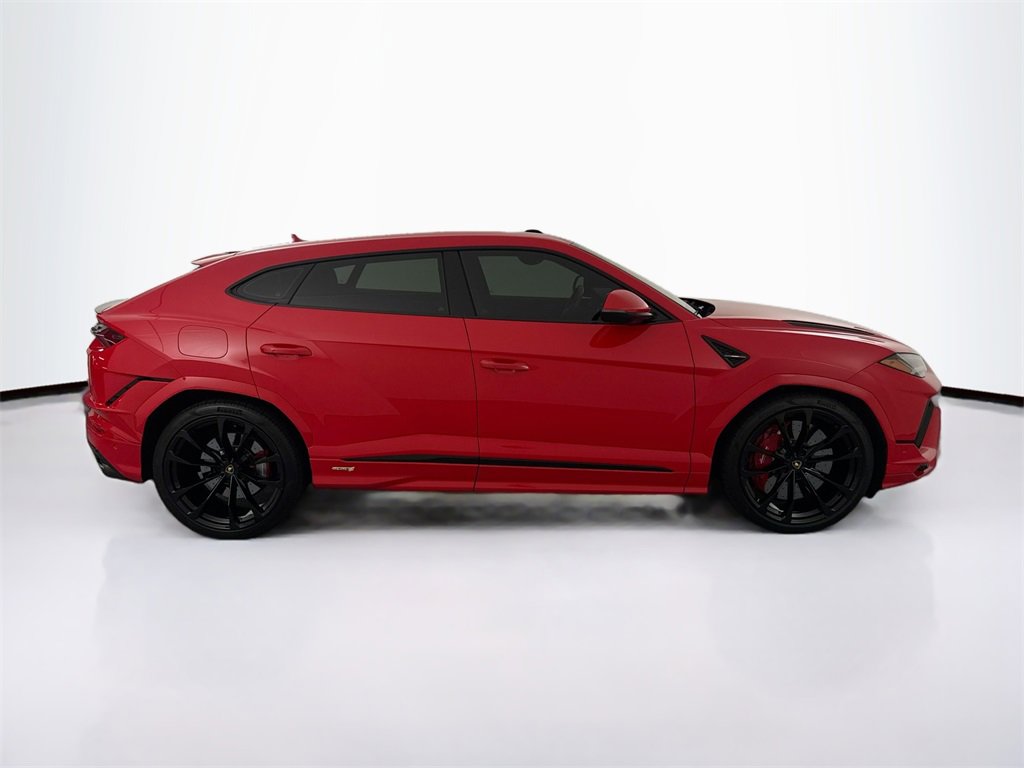 Used 2024 Lamborghini Urus S image 4
