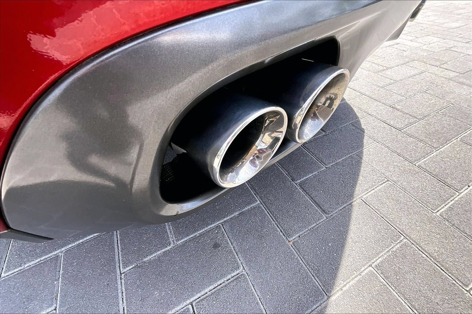 Certified 2022 Jaguar F-PACE SVR AWD/4WD image 28