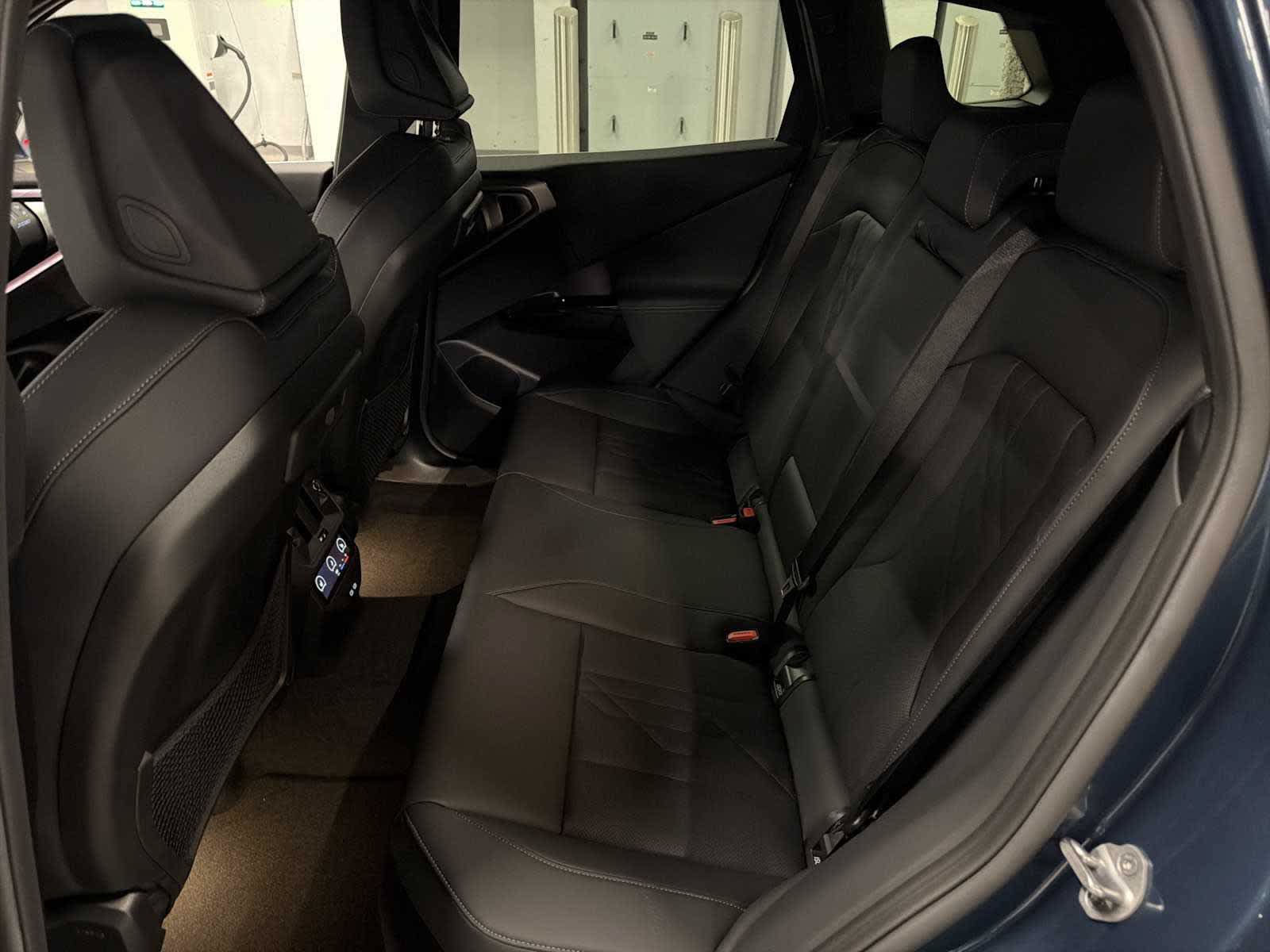 New 2026 BMW X3 xDrive30i w/ Convenience Package AWD/4WD image 18