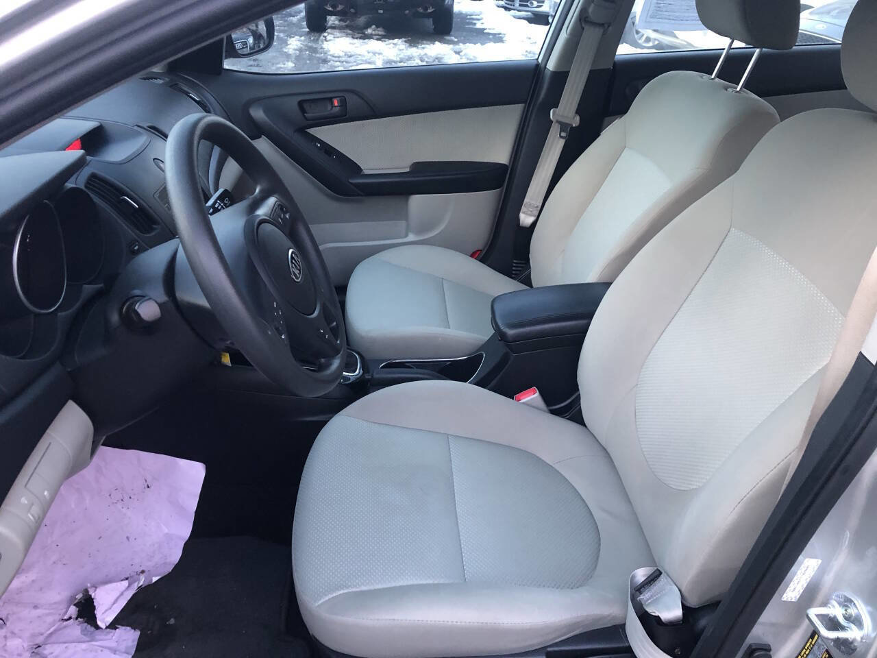 Used 2012 Kia Forte EX w/ Fuel Economy Pkg image 12