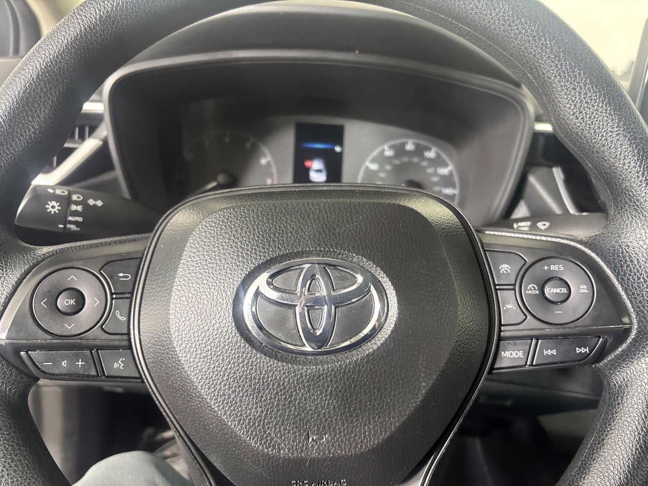 Used 2024 Toyota Corolla LE FWD image 14