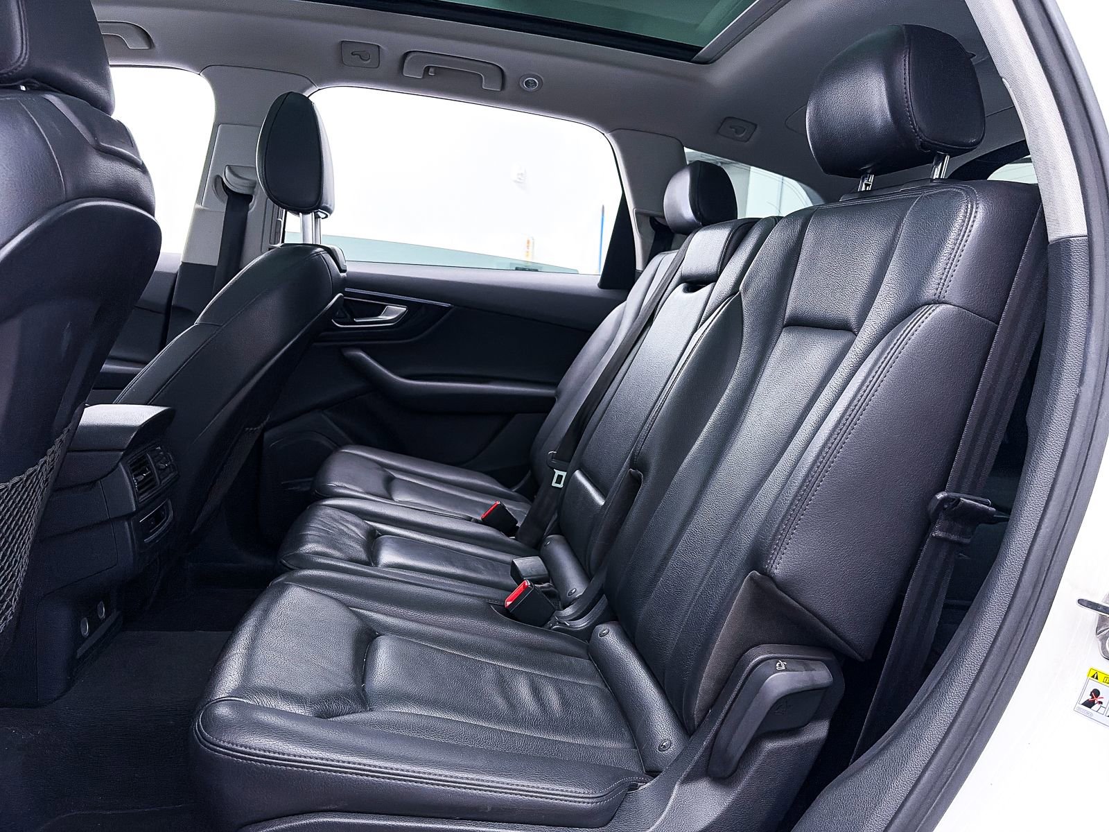 Used 2019 Audi Q7 3.0T Premium Plus AWD/4WD image 32