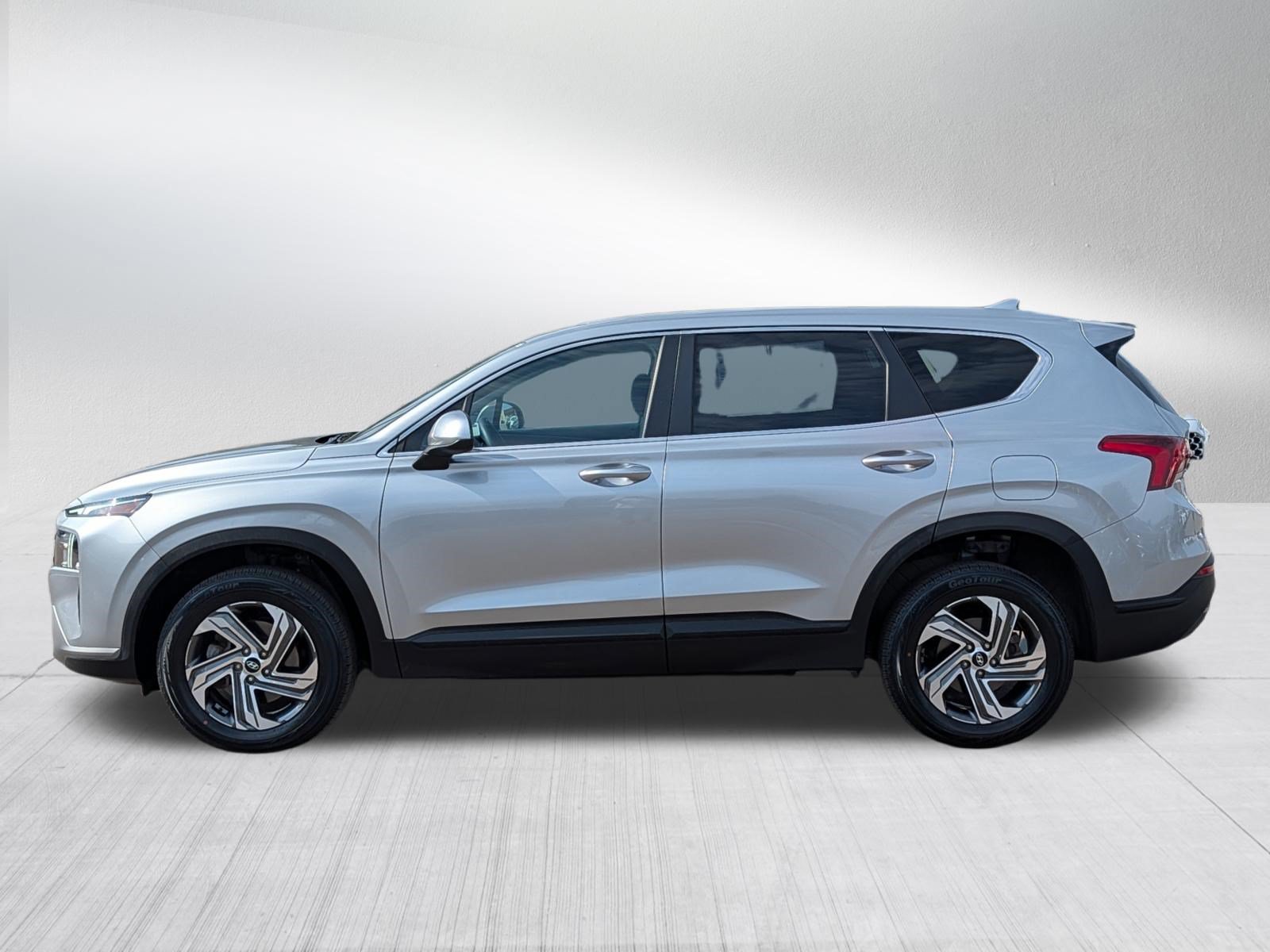 Certified 2023 Hyundai Santa Fe SE AWD/4WD image 4