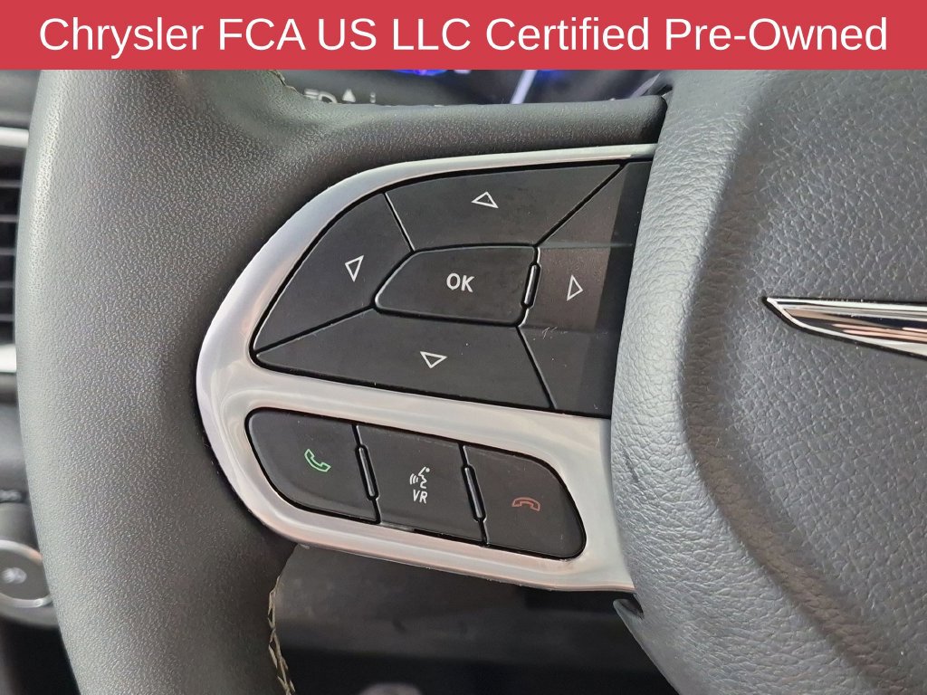 Certified 2025 Chrysler Pacifica Select FWD image 20
