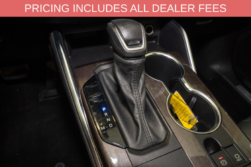 Used 2021 Toyota Highlander Limited FWD image 19