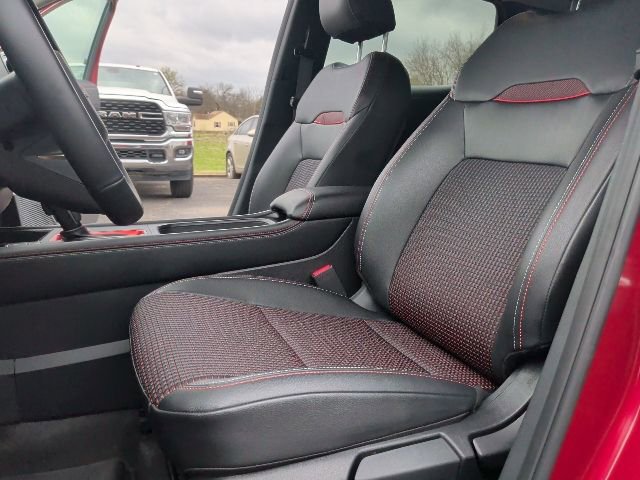 Used 2025 Nissan Kicks SR image 14