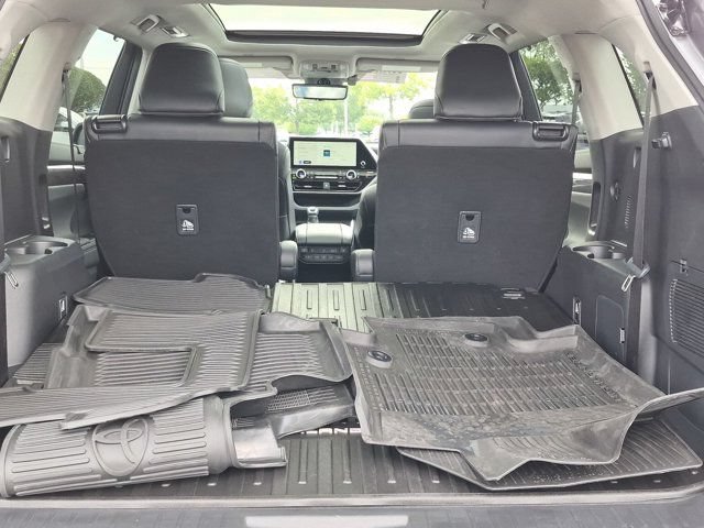 Certified 2026 Toyota Highlander Platinum AWD/4WD image 18