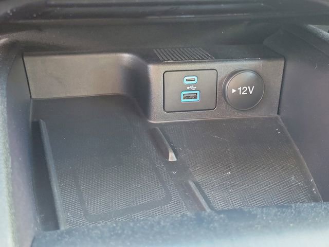 Certified 2022 Ford Escape SEL w/ Technology Package AWD/4WD image 25