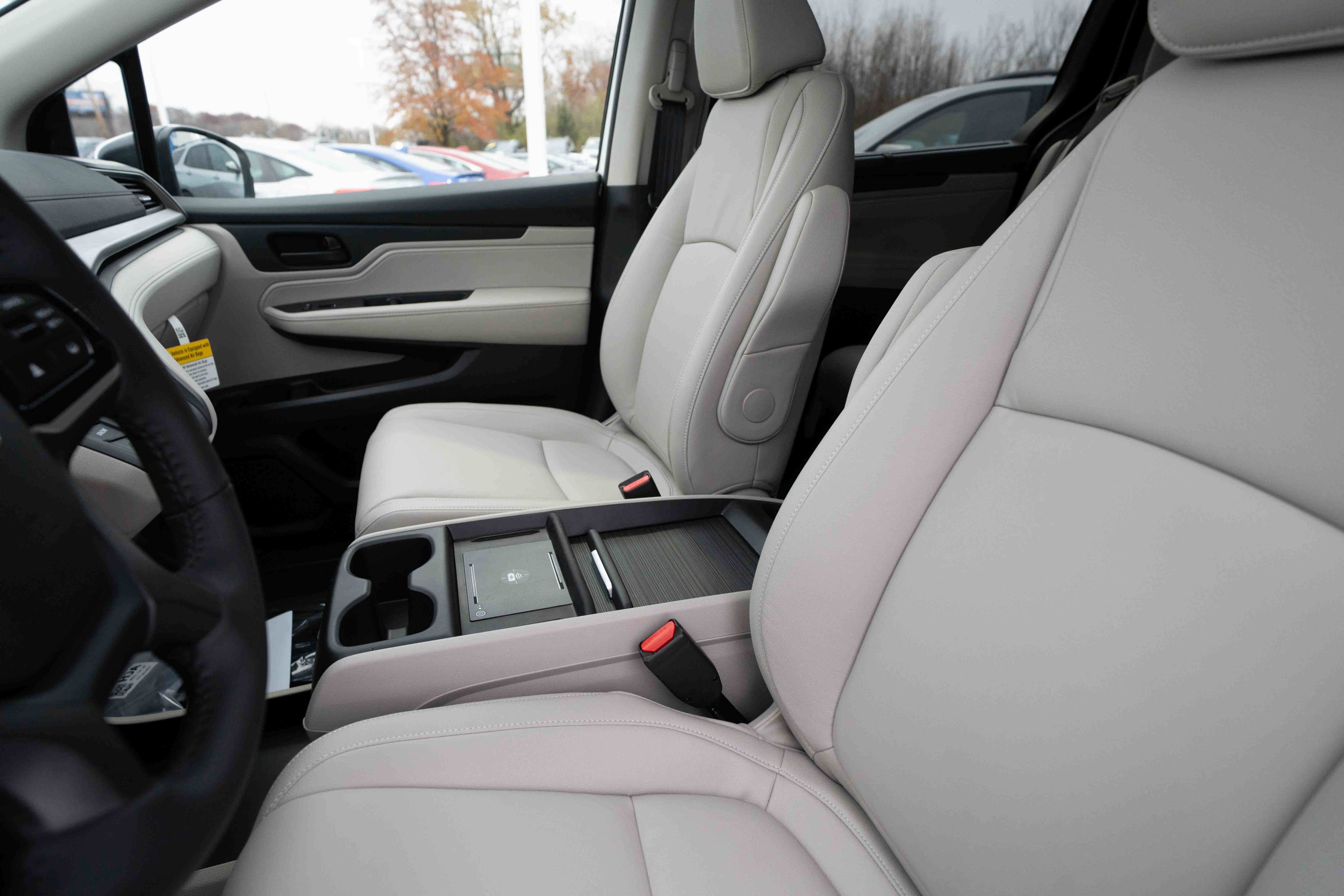 New 2026 Honda Odyssey EX-L image 10