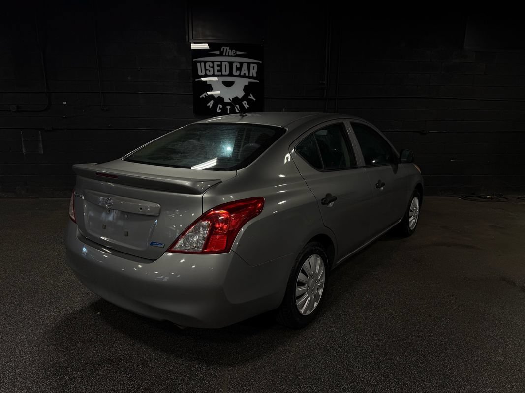 Used 2014 Nissan Versa S Plus FWD image 6