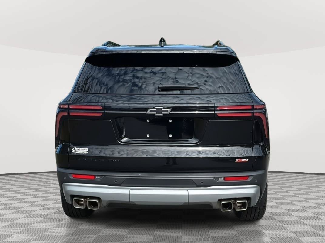 Used 2024 Chevrolet Traverse Z71 AWD/4WD image 7