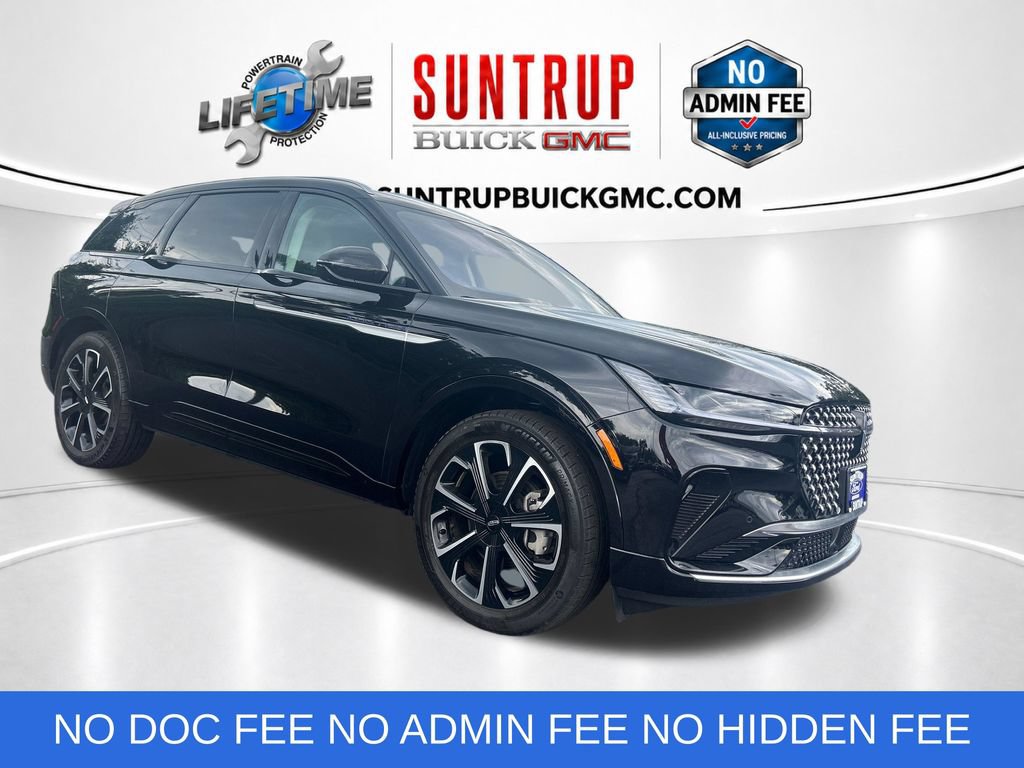 Used 2025 Lincoln Nautilus Reserve AWD/4WD image 8