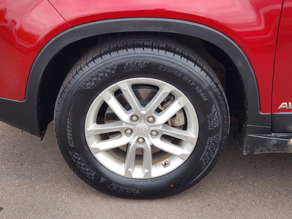 Used 2014 Kia Sorento LX AWD/4WD image 10